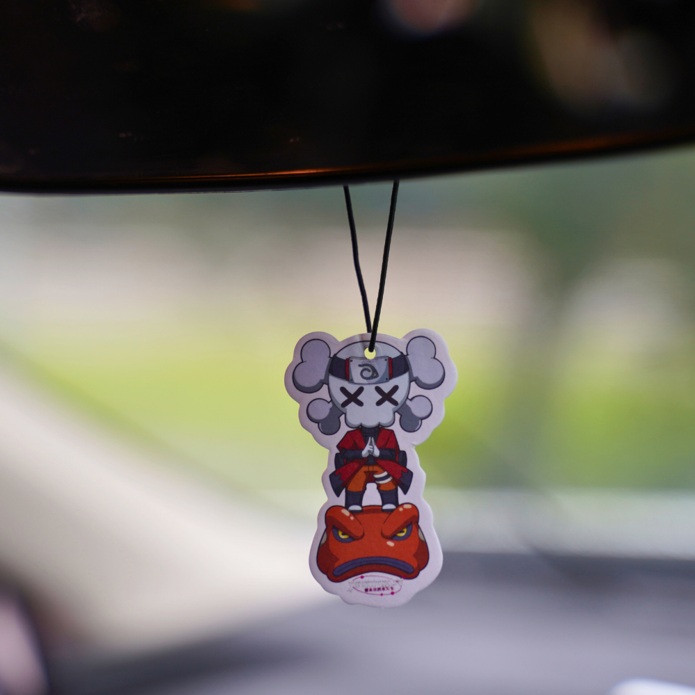 Add a touch of your favorite Lavender Scented Kaws Air Freshener to your car interior. Easy to Use: Simple to hang and enjoy in your vehicle. OzJapwear