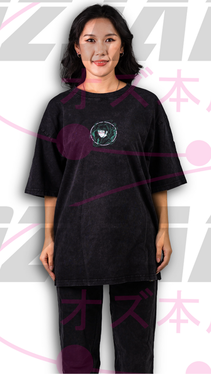 Model wearing OzJapwear Maki Zenin Limited Oversized Tee featuring a minimalist front chest design inspired by Maki from Jujutsu Kaisen with an oversized streetwear fit.